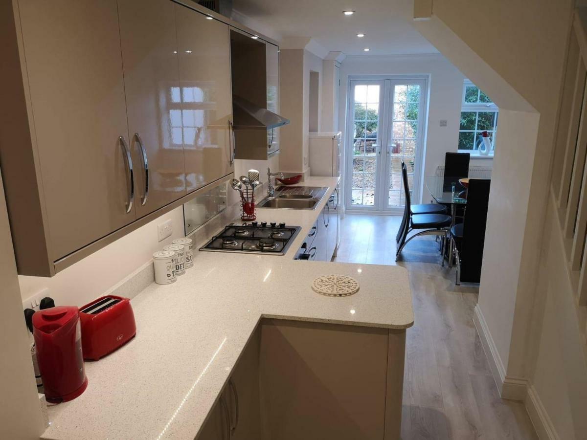 Вилла Guildford Town House Экстерьер фото